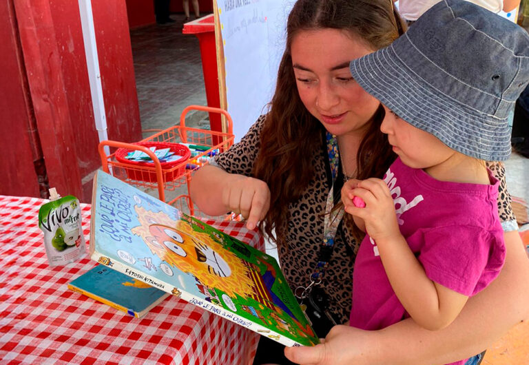 Contar cuentos en familia: 5 formas de hacerlo mágico e inolvidable| Portal Educa