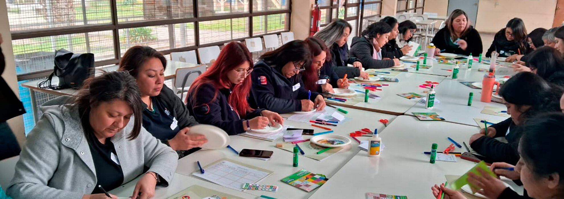 Relatos Familiares: Equipos educativos Jardines Infantiles y Salas Cuna SLEP Santa Rosa