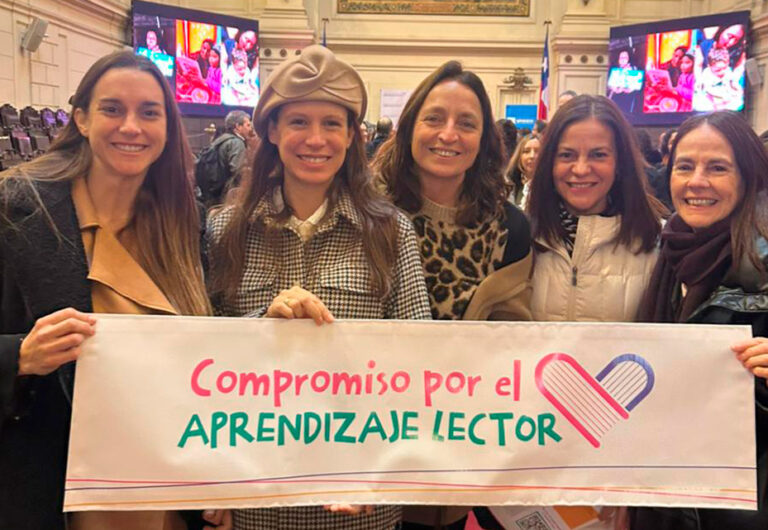 Fundación CAP se suma al Compromiso Nacional por el Aprendizaje Lector Impulsado por la red Por un Chile que Lee