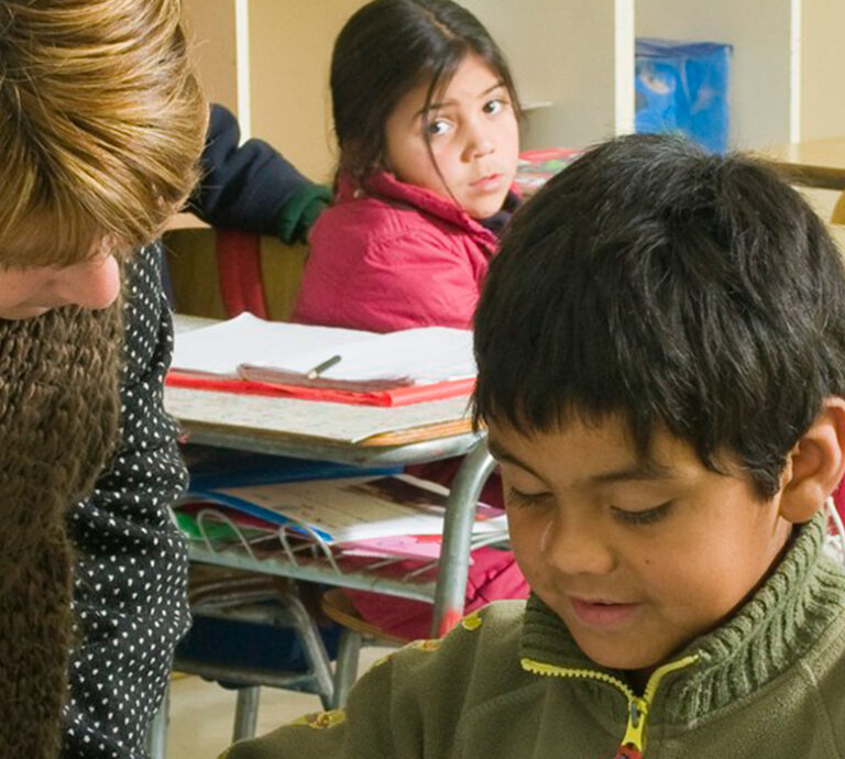 Feliz Día del Profesor: Un pilar fundamental en el vínculo entre familias y escuelas