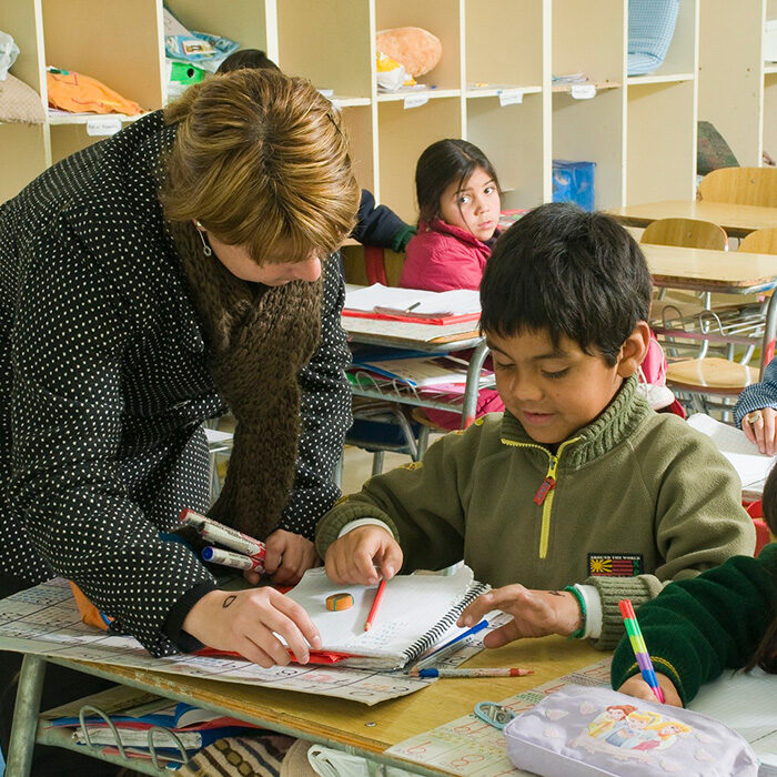 Feliz Día del Profesor: Un pilar fundamental en el vínculo entre familias y escuelas