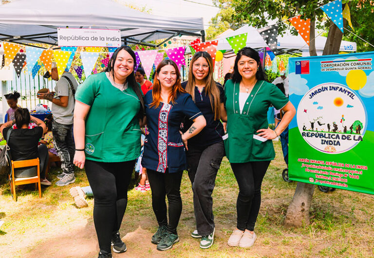 Más de 400 familias junto a sus educadoras y profesores, se reúnen en la Fiesta de la Familia Quinta Normal