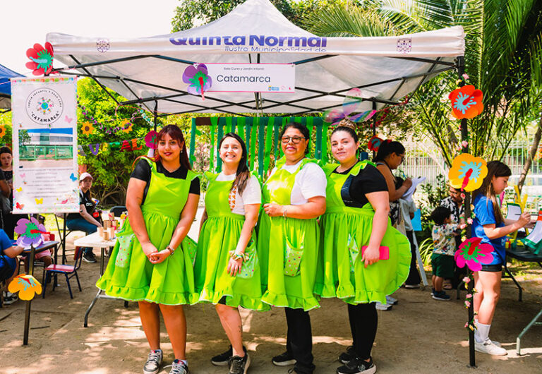 Más de 400 familias junto a sus educadoras y profesores, se reúnen en la Fiesta de la Familia Quinta Normal