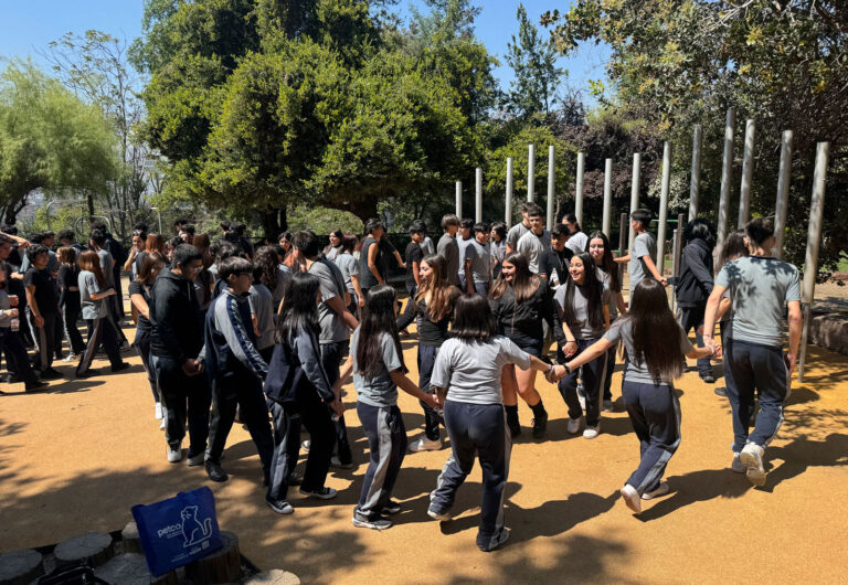 Estudiantes del Liceo Bicentenario San Pedro fortalecen habilidades socioemocionales en Jornadas Experienciales de E-Motiva