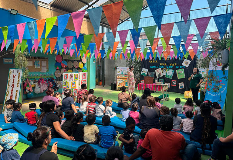 Fundación CAP destaca a las salas cuna y jardines infantiles ganadores del concurso de lectura compartida del Programa Aprender en Familia