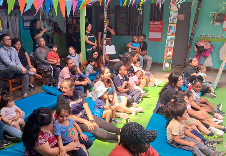 Fundación CAP destaca a las salas cuna y jardines infantiles ganadores del concurso de lectura compartida del Programa Aprender en Familia