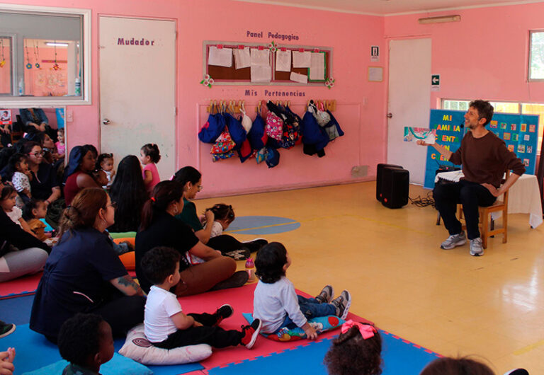 Fundación CAP destaca a las salas cuna y jardines infantiles ganadores del concurso de lectura compartida del Programa Aprender en Familia