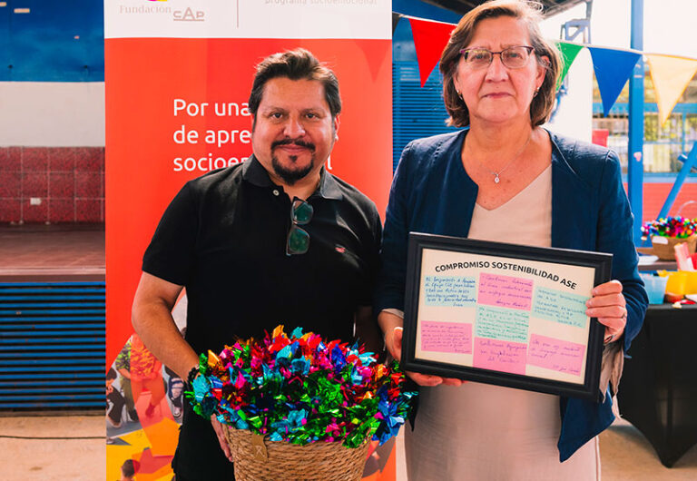 Agentes Educativos de Liceos de Puente Alto con Programa E-Motiva Vivieron su Última Formación