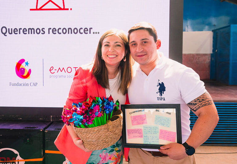 Agentes Educativos de Liceos de Puente Alto con Programa E-Motiva Vivieron su Última Formación