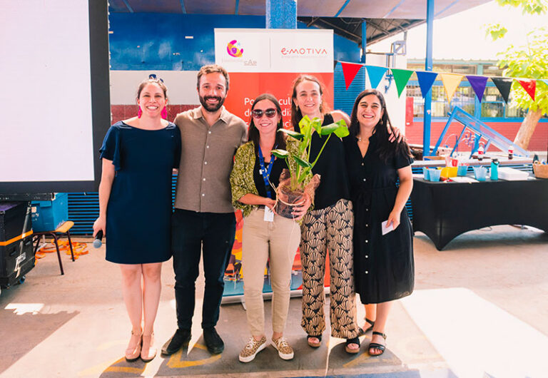 Agentes Educativos de Liceos de Puente Alto con Programa E-Motiva Vivieron su Última Formación