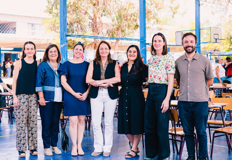 Agentes Educativos de Liceos de Puente Alto con Programa E-Motiva Vivieron su Última Formación