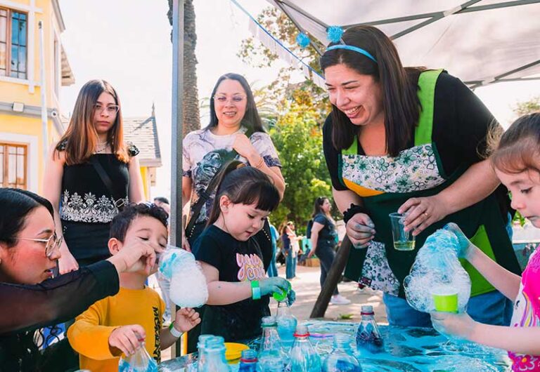 Salas cuna y jardines infantiles de Quinta Normal y Lo Espejo finalizan el Programa Aprender en Familia, un gran camino compartido con equipos educativos y familias