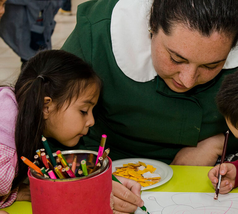Los primeros años son clave: por qué asistir a la sala cuna y jardín infantil marca la diferencia