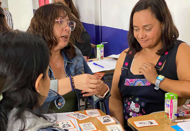 Escuelas de SLEP Santa Rosa y Santa Corina tuvieron su primer módulo formativo del Programa Aprender en Familia