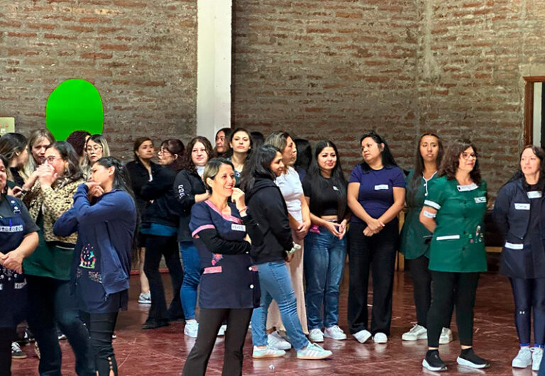 Primera formación para equipos educativos de salas cuna y jardines infantiles de los SLEP del Pino y Santa Corina