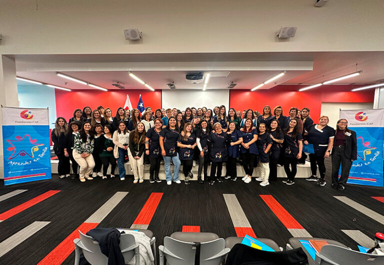 Primera formación para equipos educativos de salas cuna y jardines infantiles de los SLEP del Pino y Santa Corina