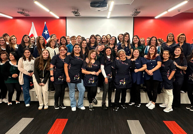 Primera formación para equipos educativos de salas cuna y jardines infantiles de los SLEP del Pino y Santa Corina