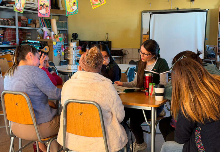 Equipos educativos de SLEP Santa Rosa y Santa Corina en nueva jornada de formación