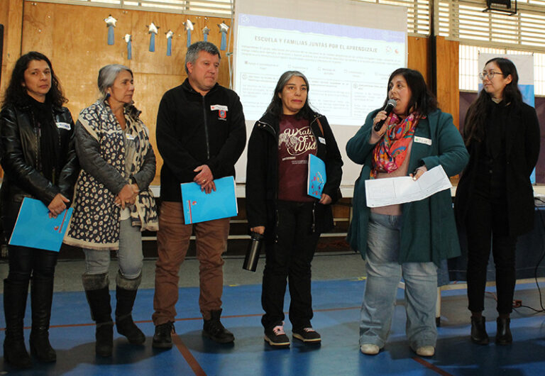 Primera Formación de Equipos Educativos SLEP Santa Corina: “Rol Educativo de las familias en la escuela”