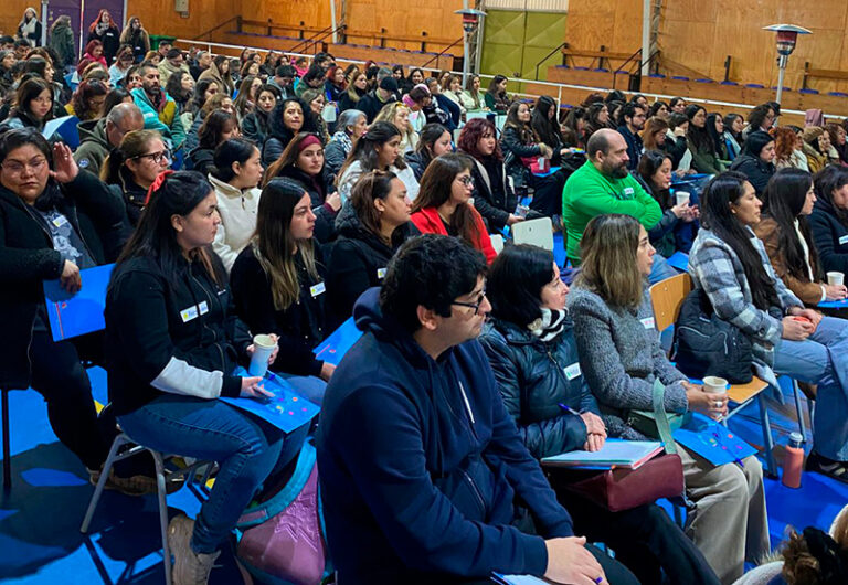 Primera Formación de Equipos Educativos SLEP Santa Corina: “Rol Educativo de las familias en la escuela”
