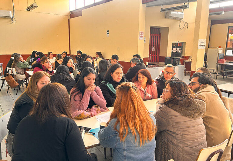 Primera Formación de Equipos Educativos SLEP Santa Corina: “Rol Educativo de las familias en la escuela”