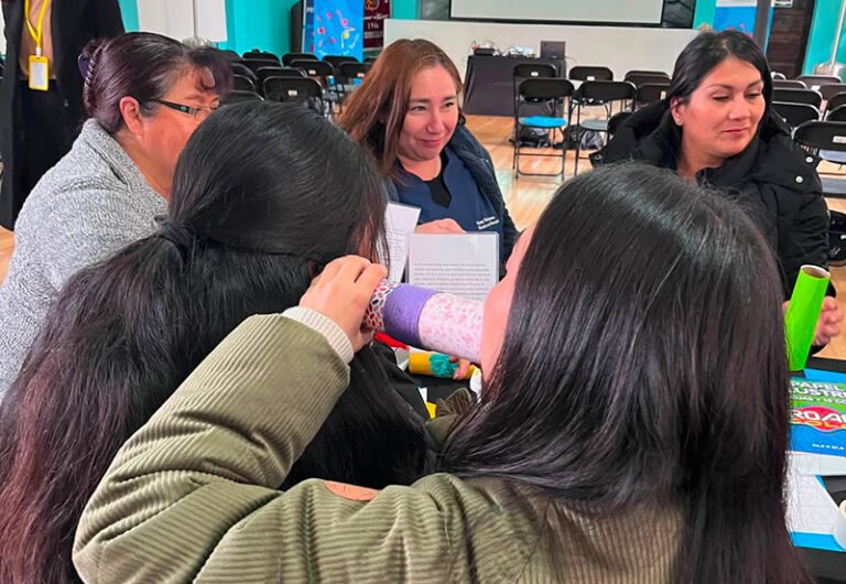 Formación de Equipos Educativos  SLEP Santa Corina: “Narración y lectura en familia”