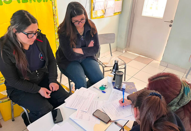 Formación de Equipos Educativos SLEP Santa Rosa: “Participación familiar en la evaluación para el aprendizaje”