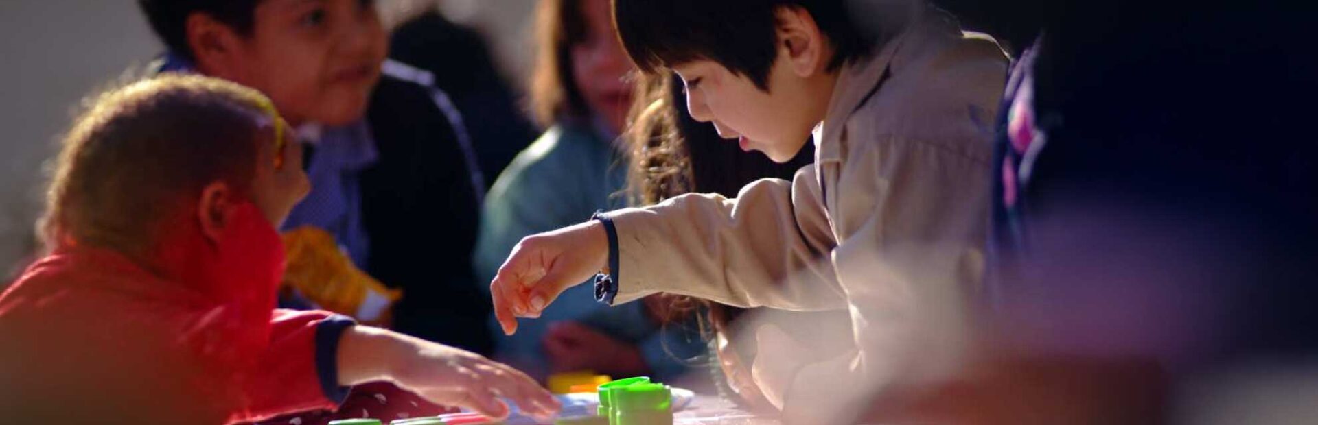 Fundación CAP releva el valor del juego para fomentar la lectura en la infancia | G5 Noticias