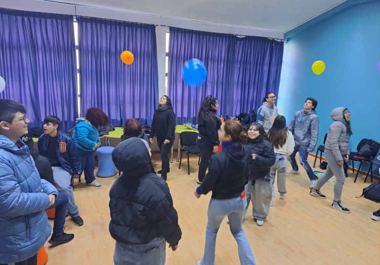 Liceo Puente Alto llevó a cabo la Jornada experiencial del programa E-Motiva