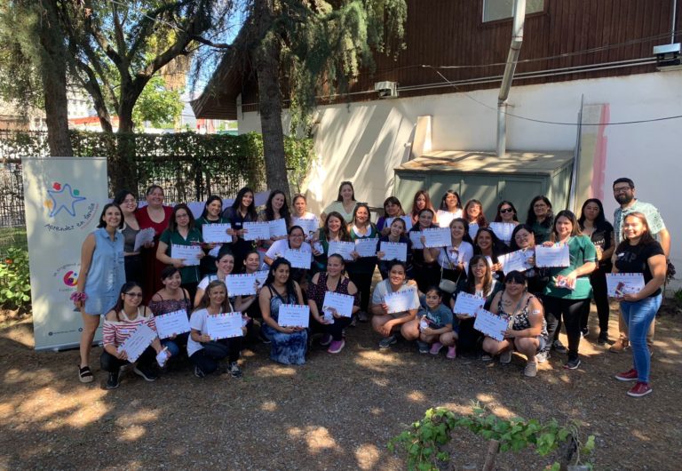 Programa Aprender en Familia-Educación Parvularia- en Puente Alto:  Emotivo encuentro de apoderados monitores que finalizan el Programa